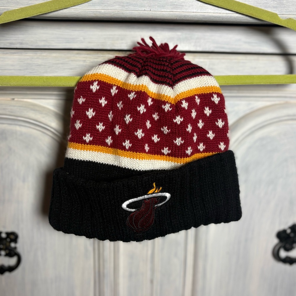Mitchell & Ness Miami Heat‎ Pom Pom Knit Beanie NBA Basketball